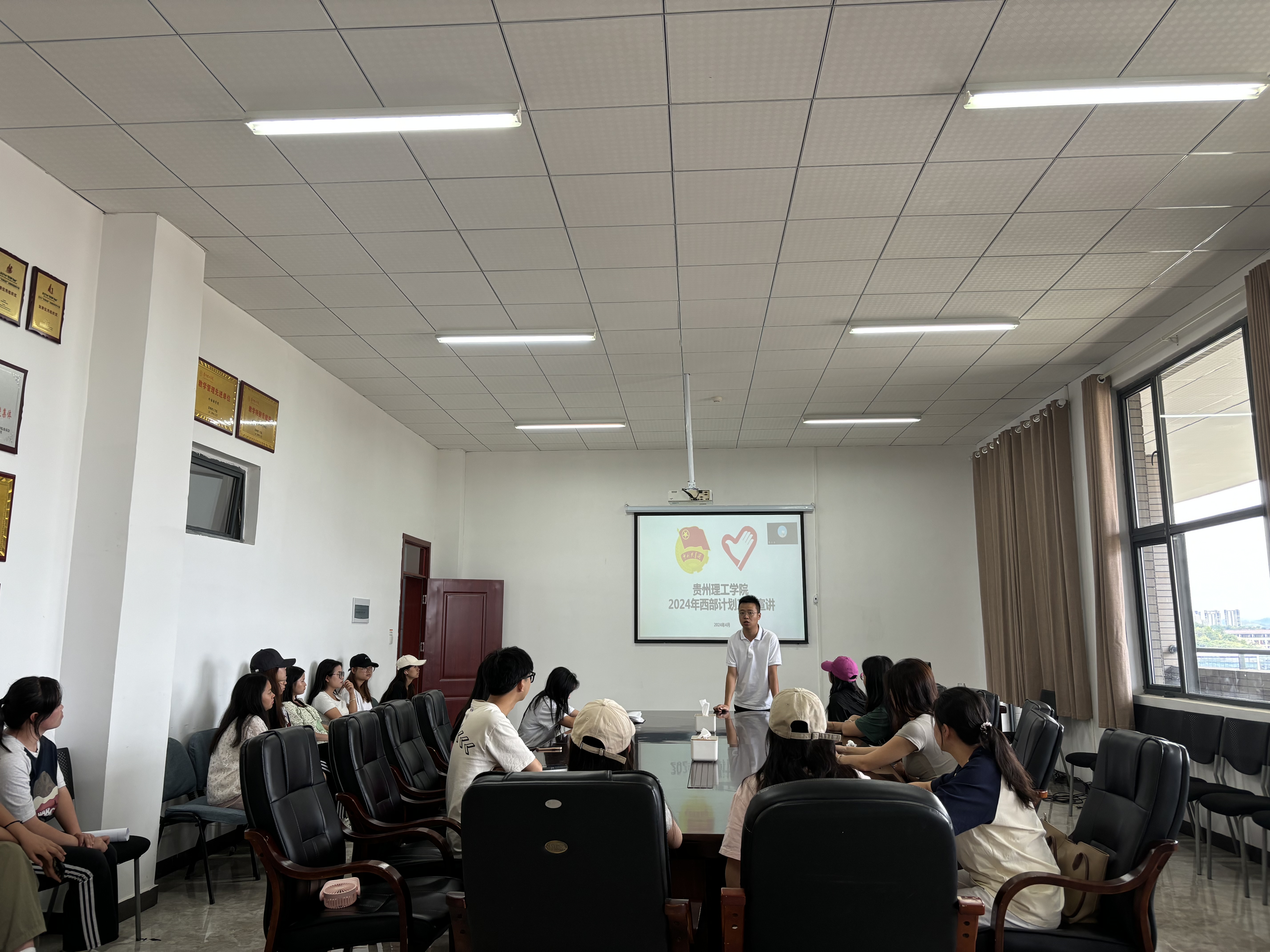 989c16c669c063a1289fd2c4b64effd