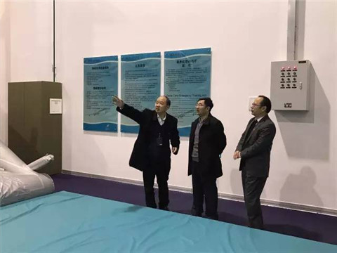 20161212094454278.jpg IMG_0390.JPG