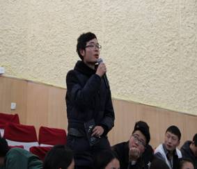 说明: E:\宣传部\宣传部照片\12.5心理讲座照片\IMG_4072.JPG